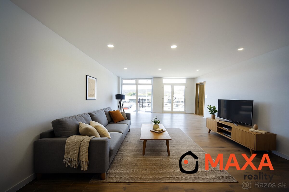 Veľkometrážny 3- izbový byt s terasou, Prievidza