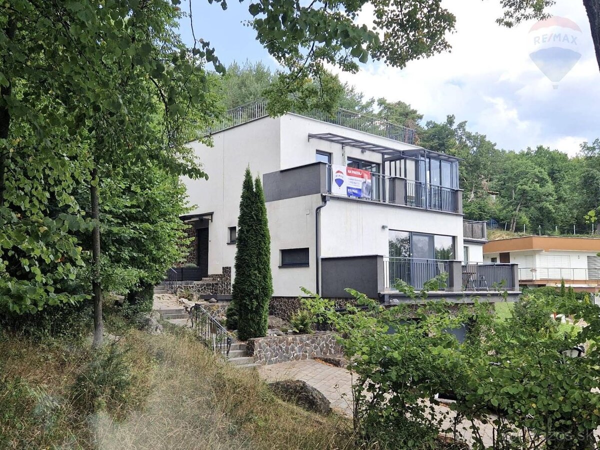 Luxusný 4-izbový apartmán – Bojnice - ul. Rekreačná