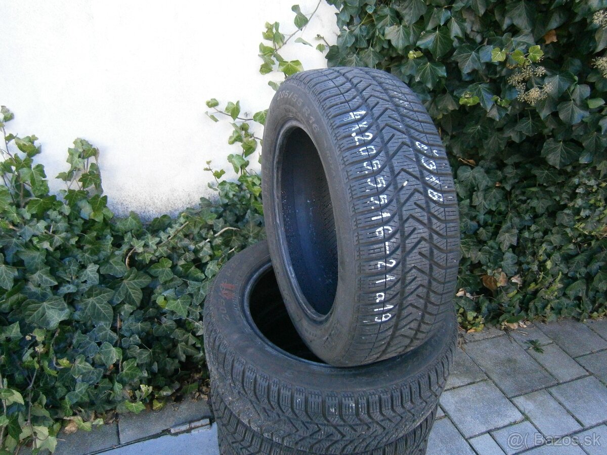 Predám 4x zimné pneu Pirelli 205/55 R16 91HXL