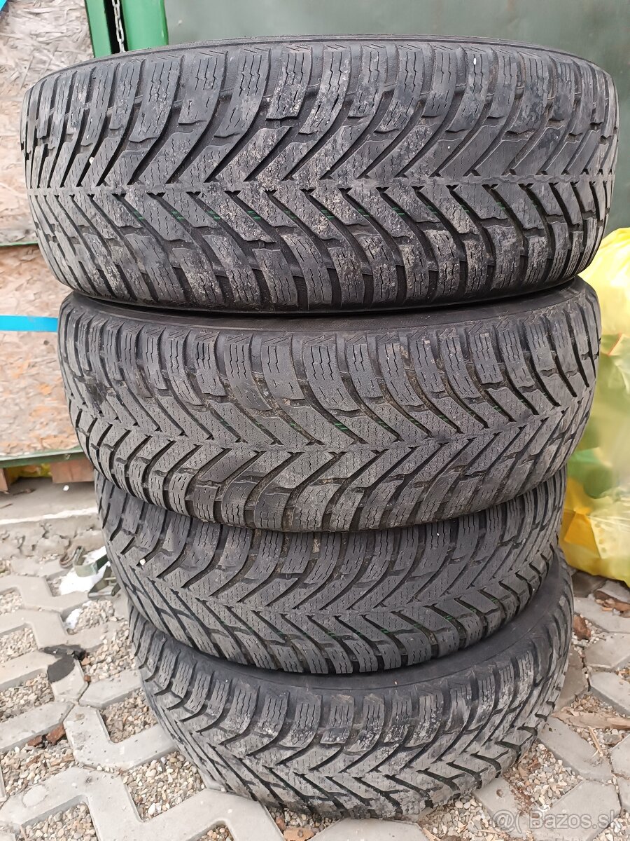 225/65R17