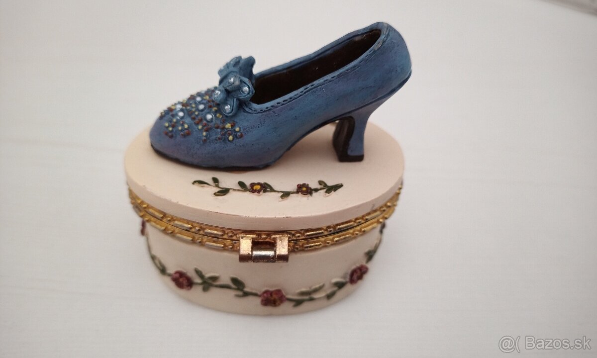 Krásna vintage šperkovnička