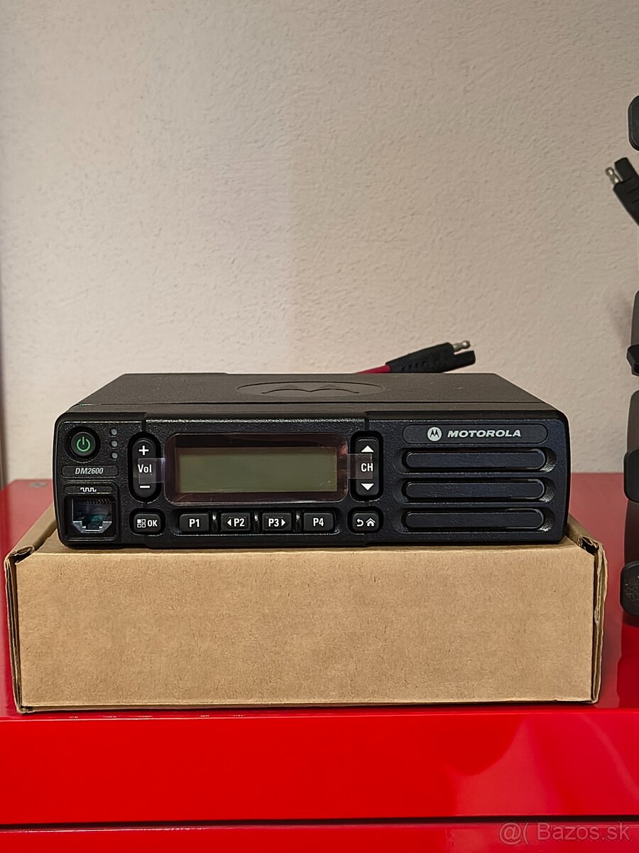 Vysielačky Motorola do auta