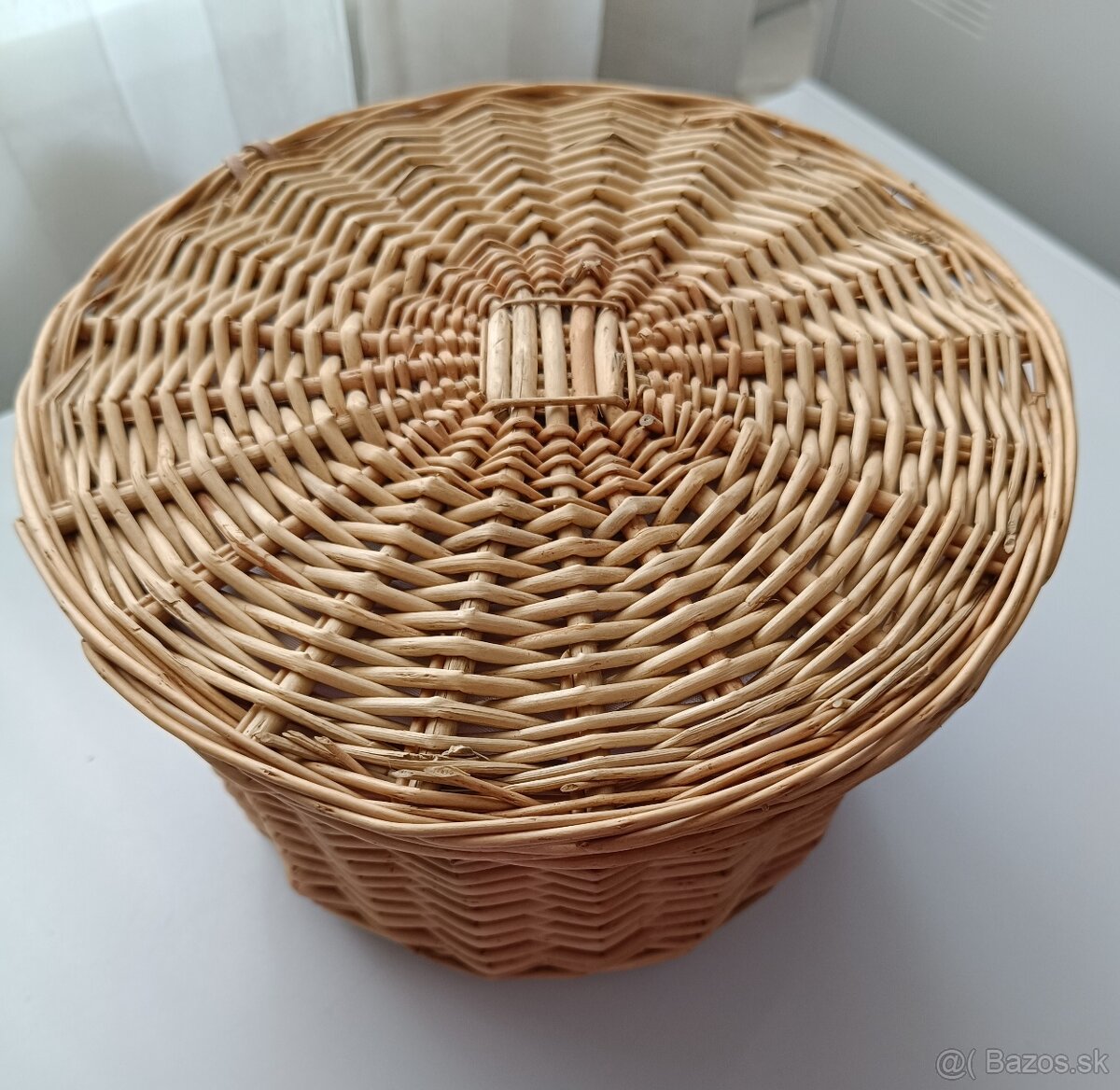 košíky a ošatky na chleba
