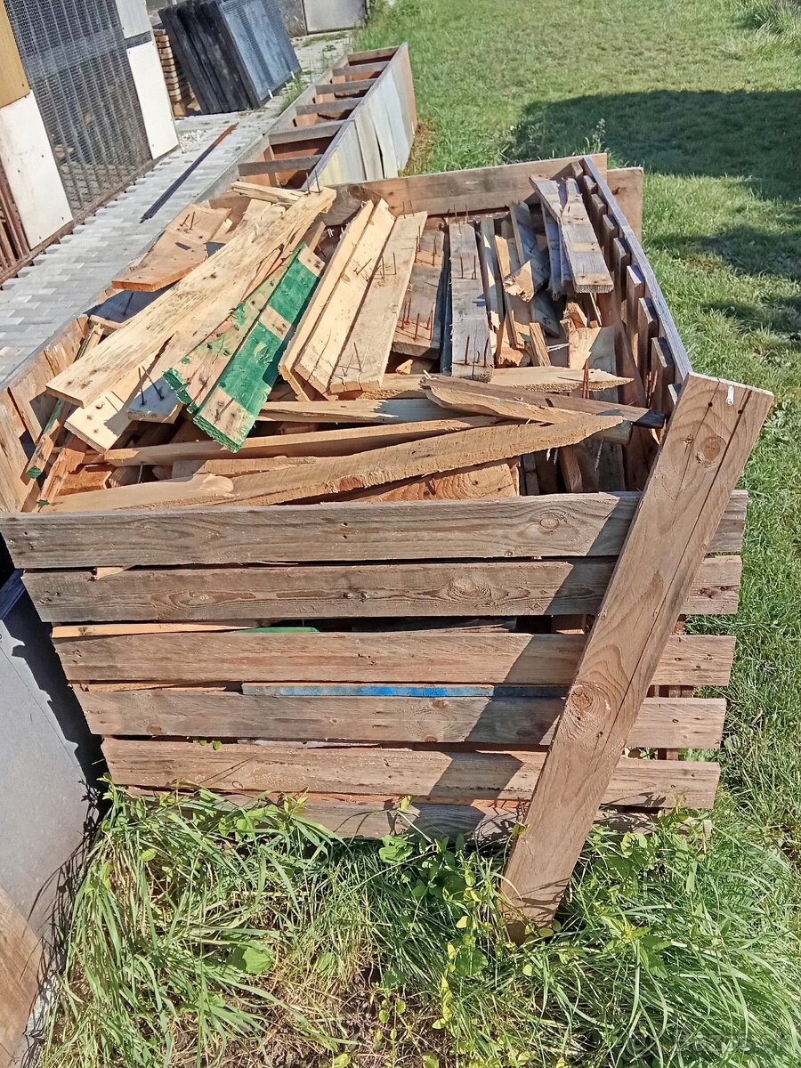 Darujem drevo za odvoz