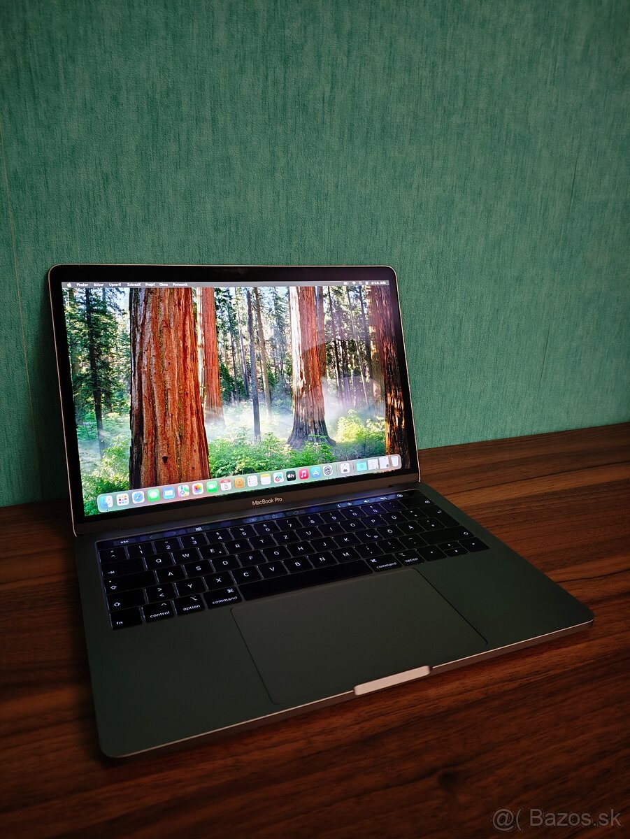 MacBook Pro 13.3 2020 | i5 • 8GB • 256GB SSD