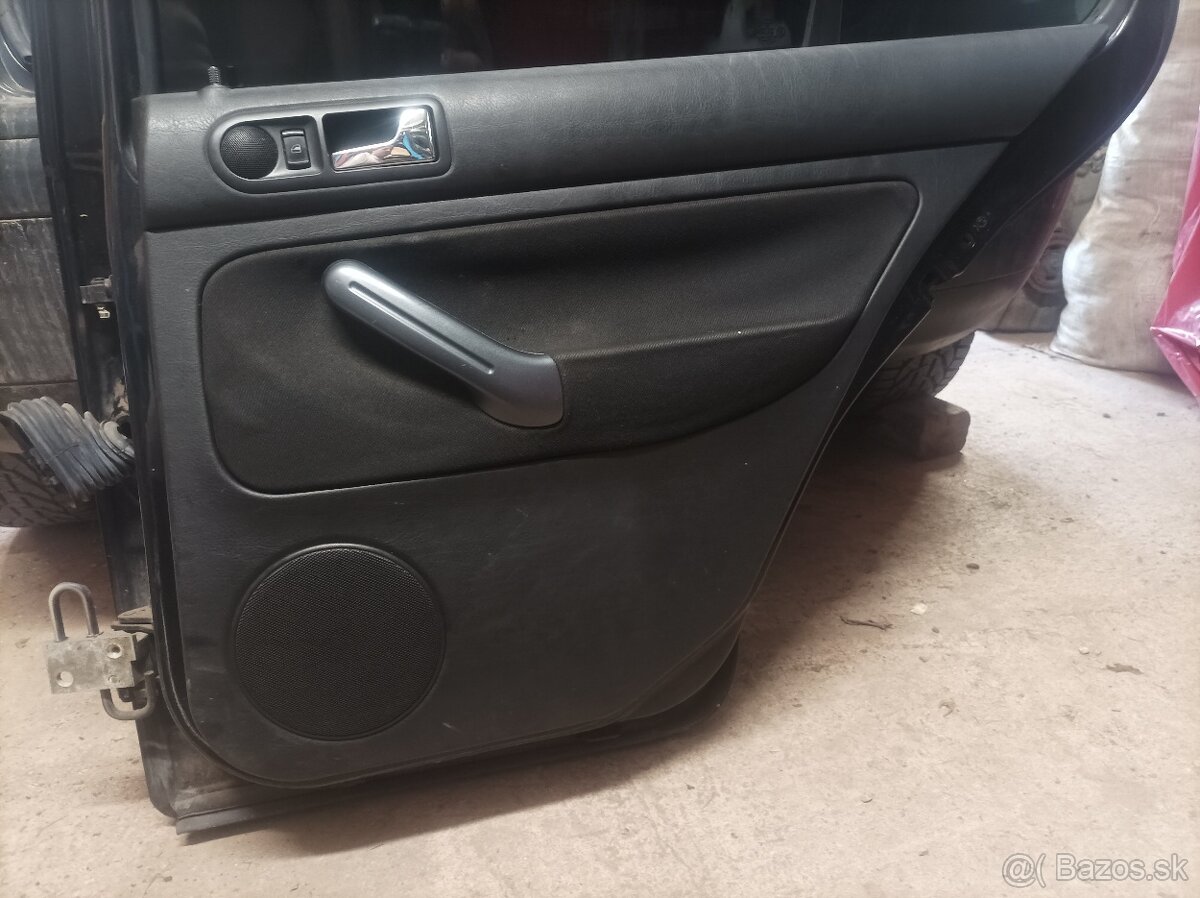 VW golf 4 zadné tapacire