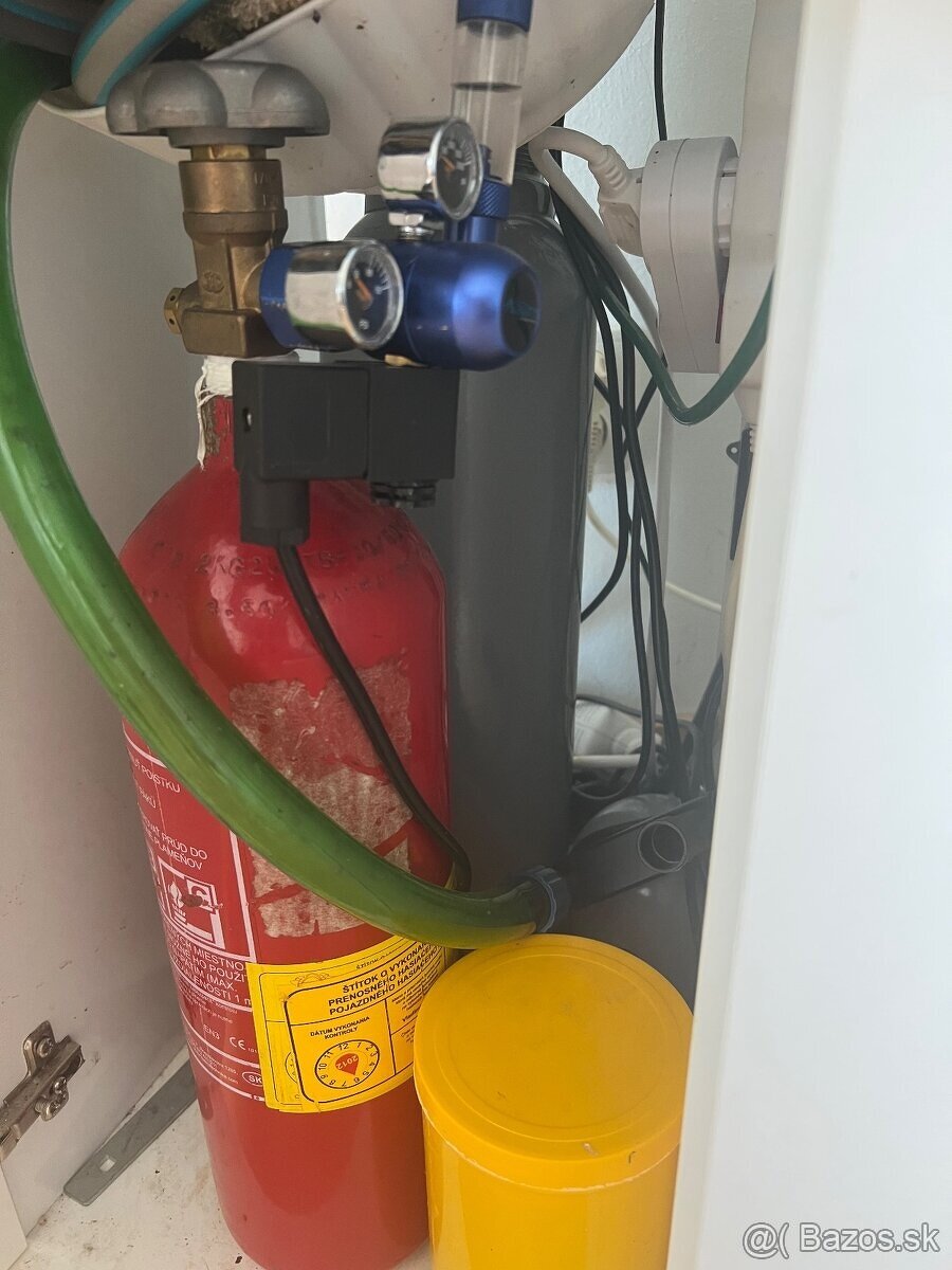 CO2 Set 5+2L flasa plus redukcny ventil