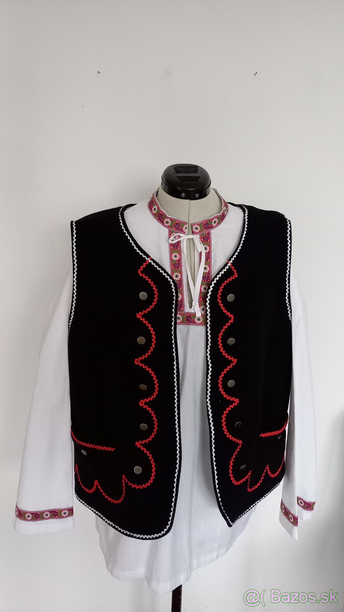 Vesta ku kroju +košeľa.