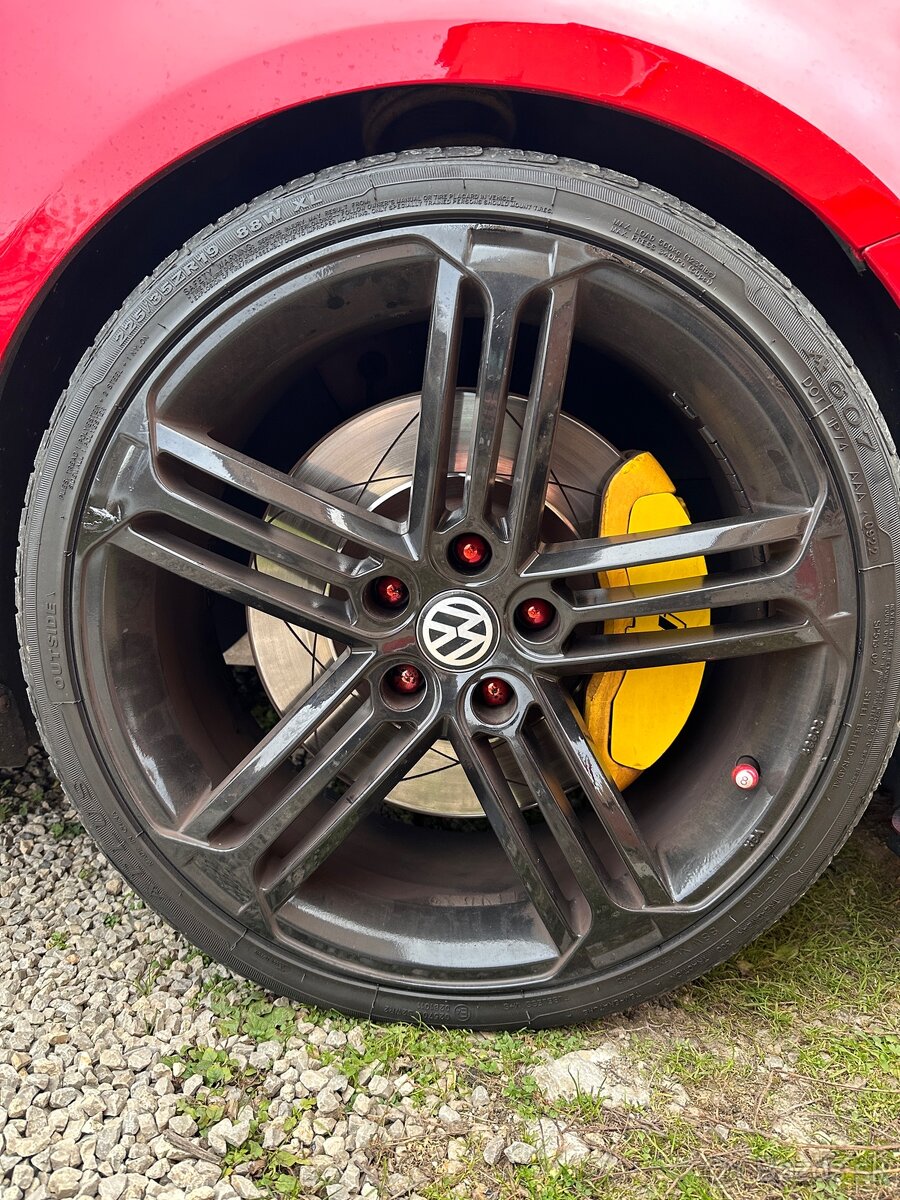 Golf 5 predné brzdy R32