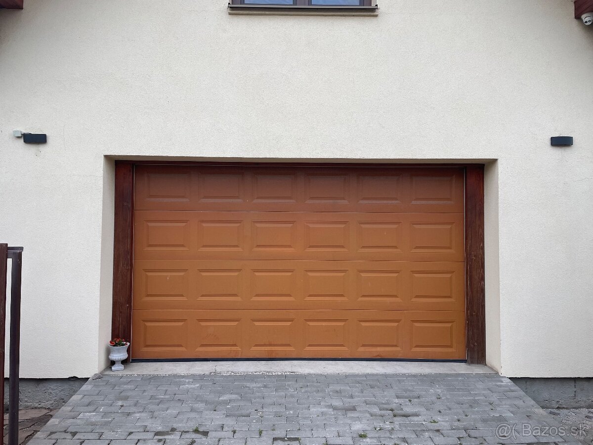 Garážová brána kompletná