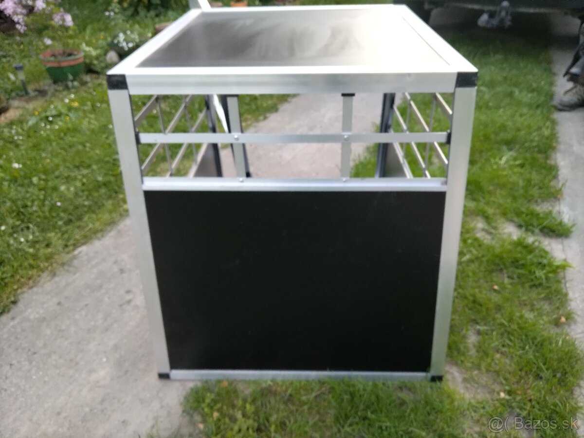 Prepravná hliníková klietka