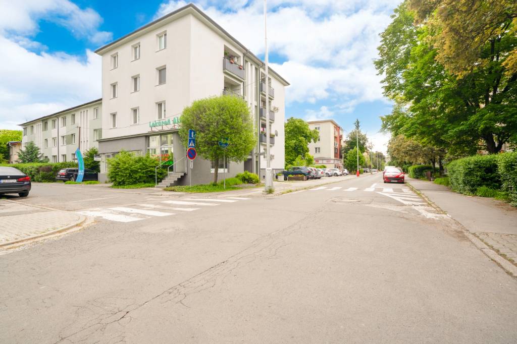 ALL INCLUSIVE I OBCHODNÝ PRIESTOR V CENTRE MESTA NA PREDAJ