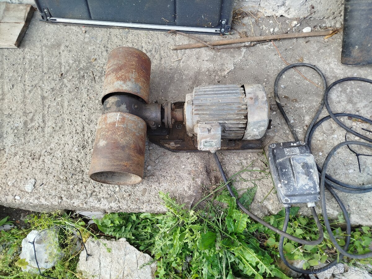 Predám elektromotor s prevodovkou