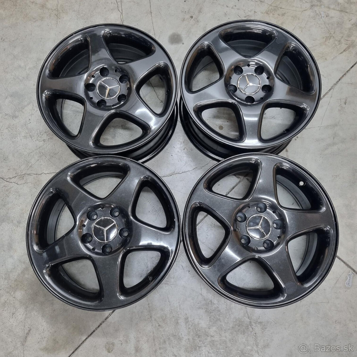 Mercedes Benz hliníkové disky 5x112 R16 7J ET37