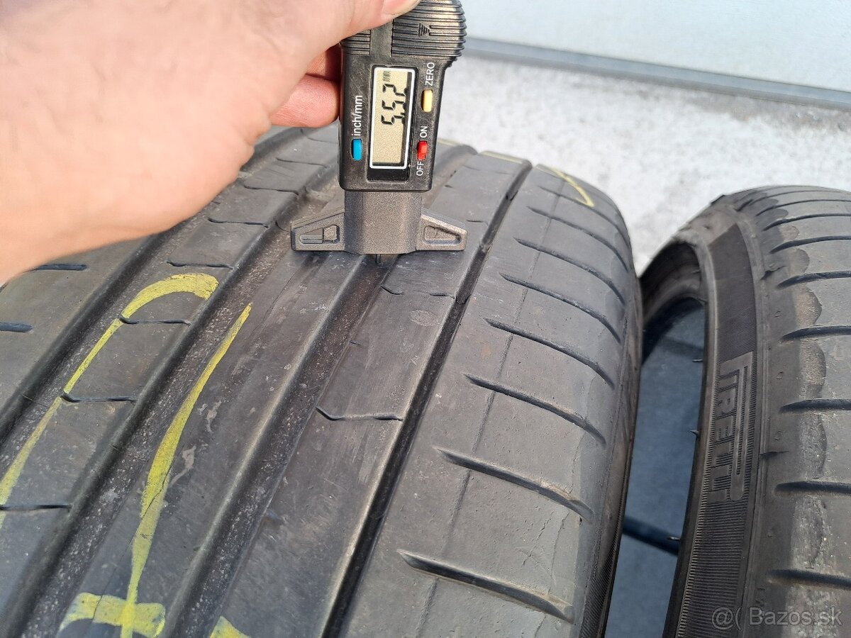 Letné Pirelli Pzero 245/35/20 95Y RFT
