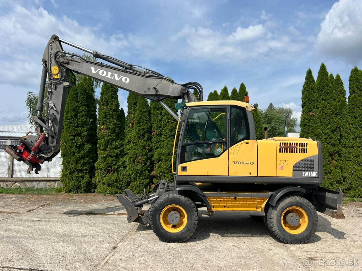 Kolesový bagr Volvo EW160C - TILTROTATOR - 3x lžíce