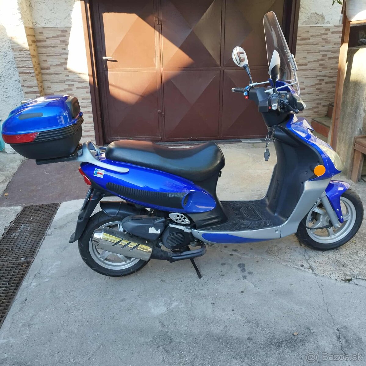 Skúter yuki 50