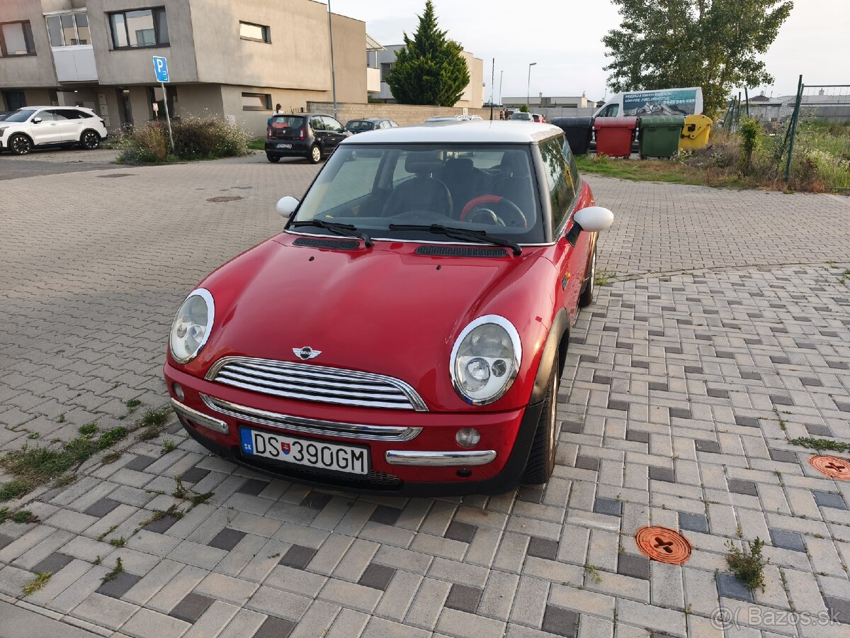 Mini Cooper R50 1,6 benzín, 85kW