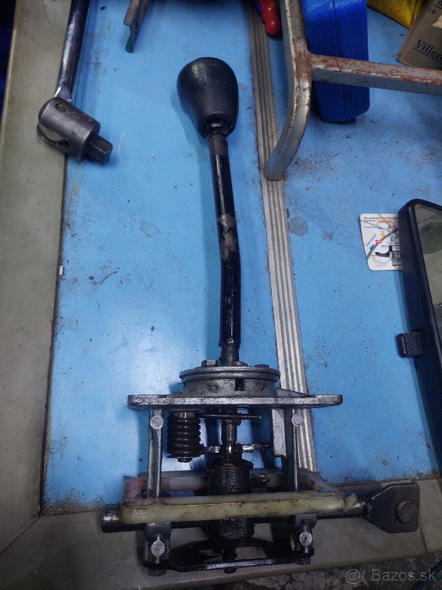 Kulisa radenia skoda 105