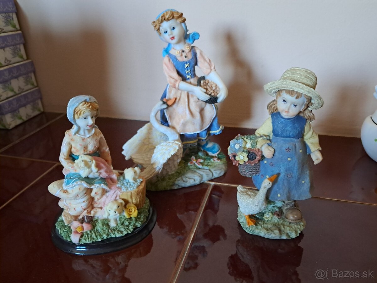 Veselé, jarné, veľkonočné retro postavičky