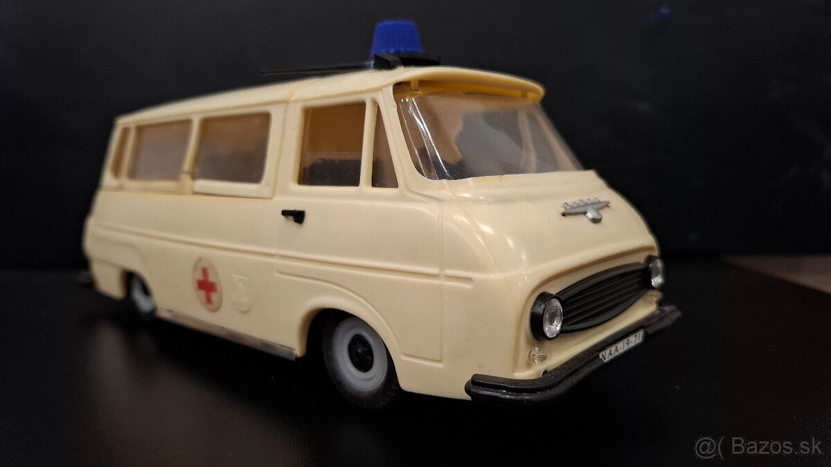 Predám skoda 1203 sanitka