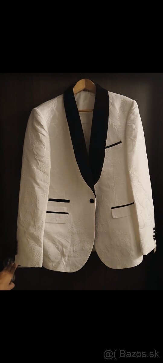 Predam svadobny oblek