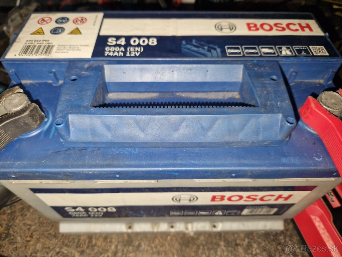 Autobatéria Bosch 74 Ah, 12V