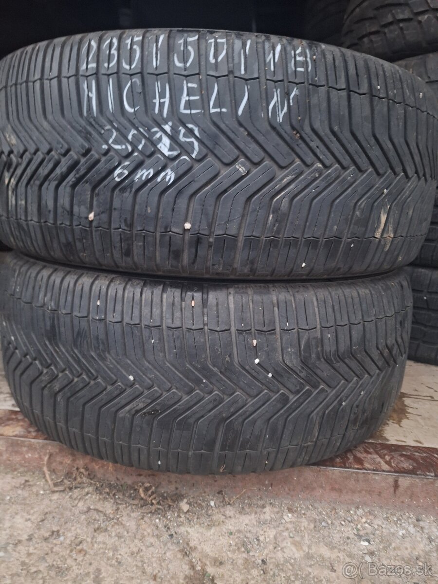235/50/R18 celoročne 2ks