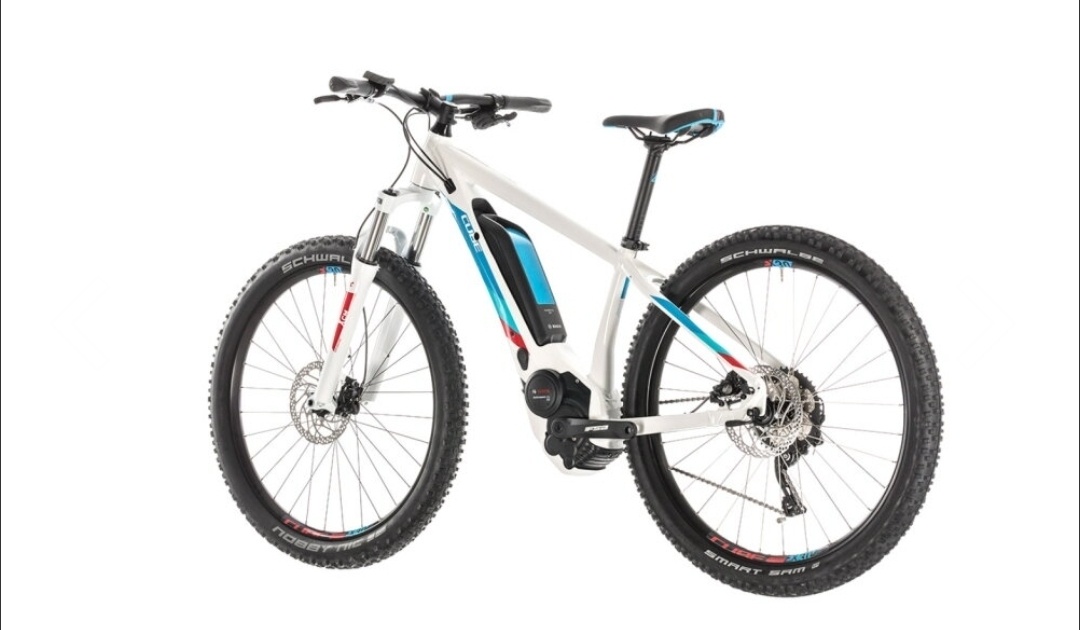 Elektro bicykel Cube Access Hybrid Pro 500 white