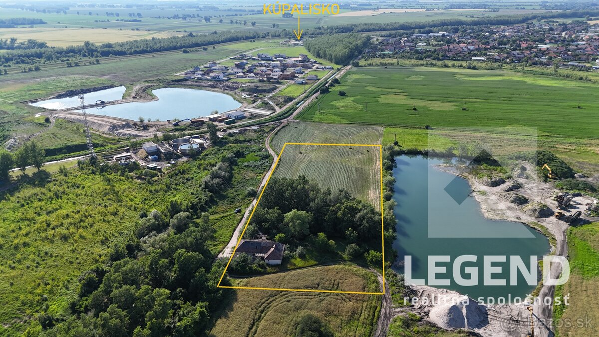 RD Nesvady, pozemok snov 12.883 m2 , pri termálnom kúpalisku