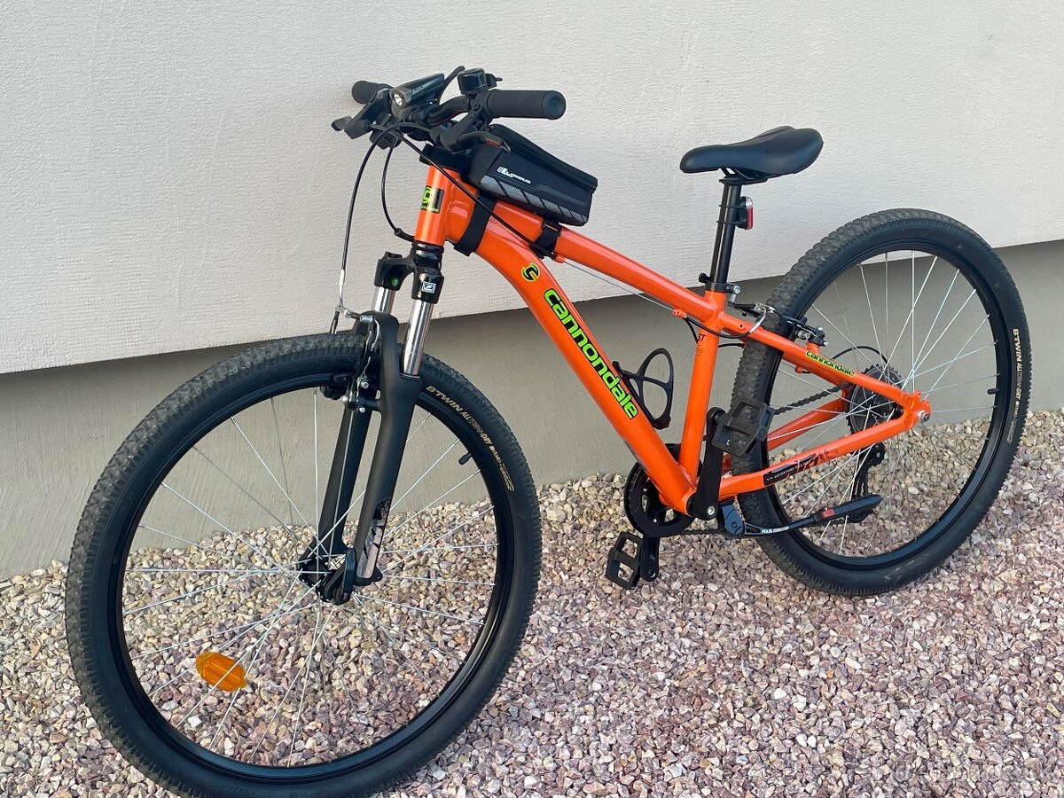 CANNONDALE HORSKY KVALITNY HLINIK BICYKEL 26” KOLESA