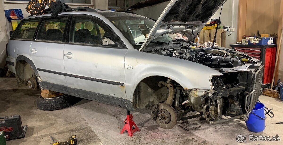 Rozpredám na diely VW Passat B5