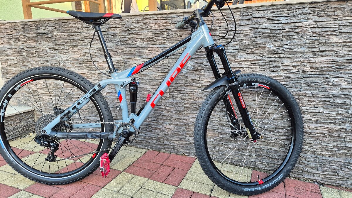 Celoodpružený horský bicykel značky CUBE