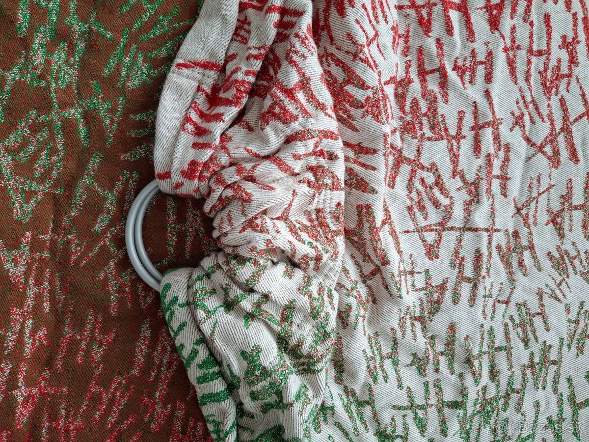 Šatka na nosenie na boku- ring sling