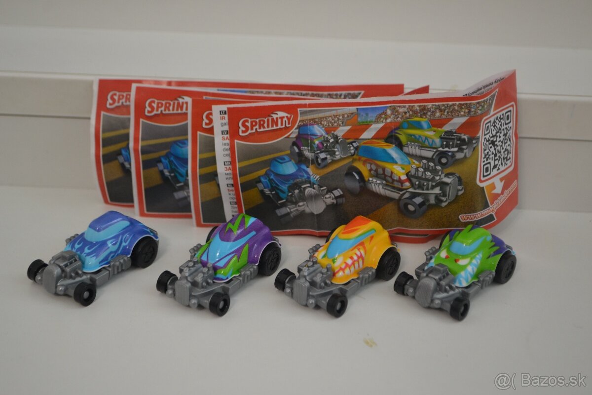 KINDER Autíčka.