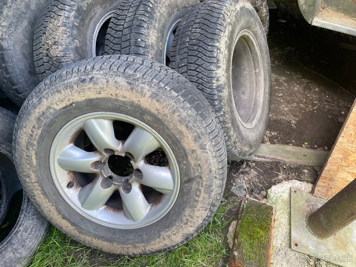 6x139,7 235/70r16