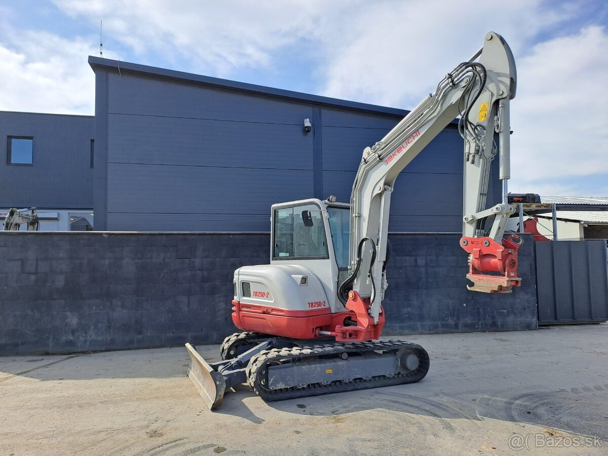 Takeuchi TB250-2, 850mth