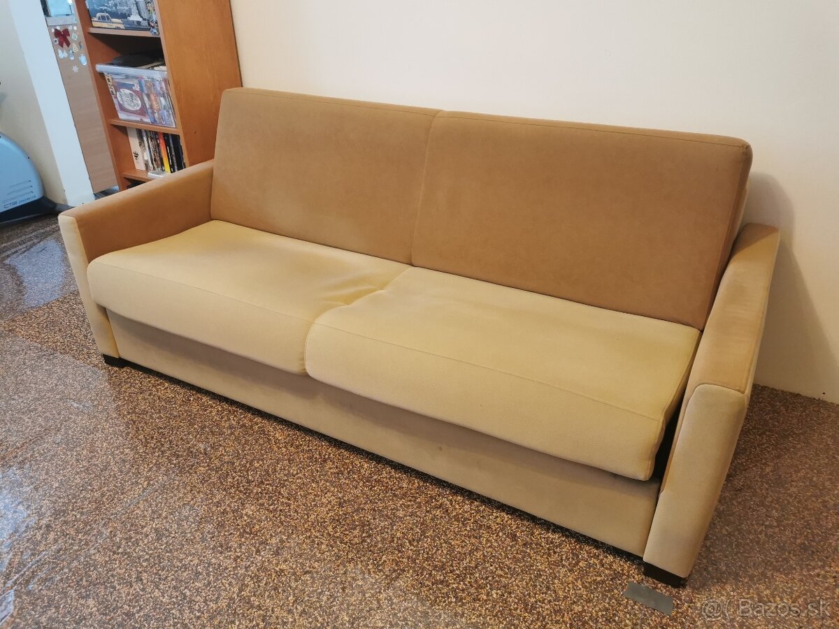 Predám univerzálu sedačku (pohovku)