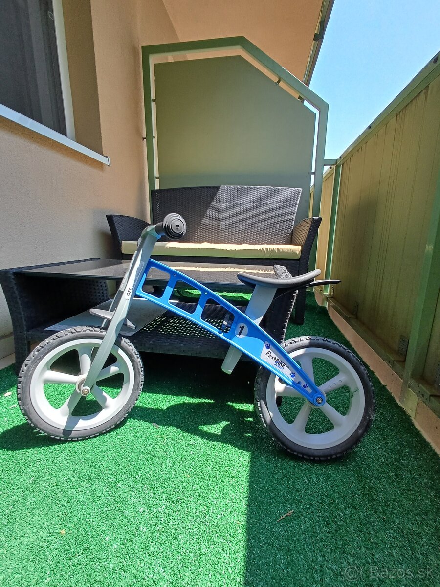 Odrážadlo First bike