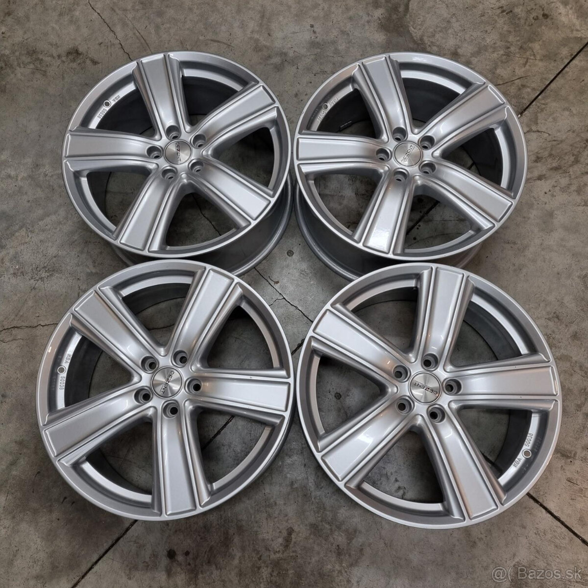 Disky DEZENT 5x112 R19 8,5J ET50
