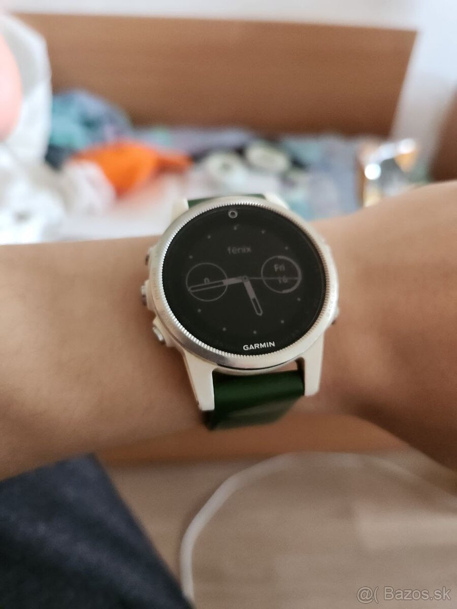 garmin fenix 5s