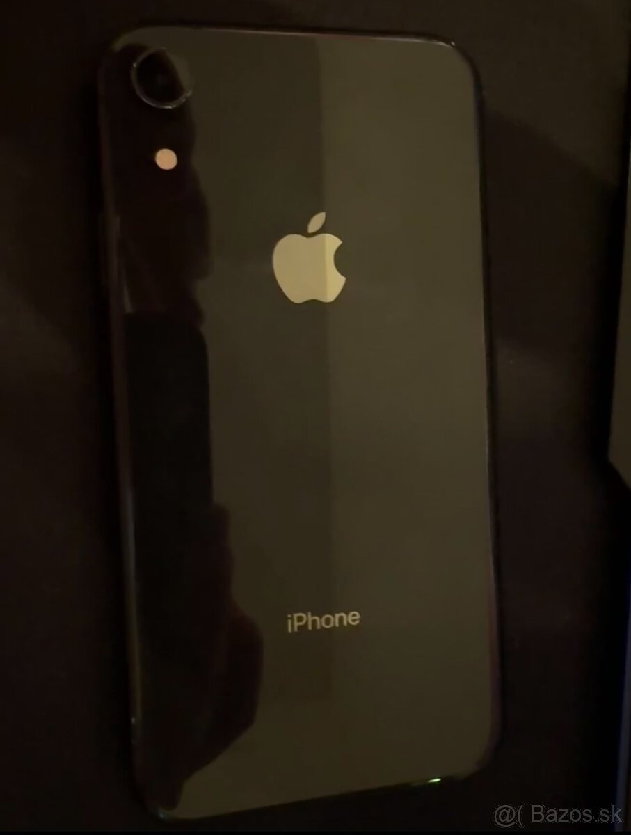 iPhone XR