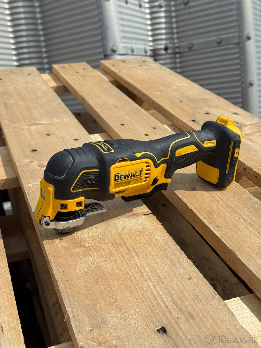 Multifunkčné naradie Dewalt 18V