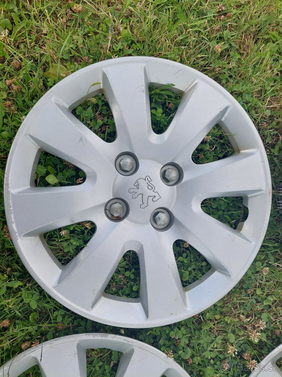 Ozdobne kryty kolies 15-ky - Peugeot