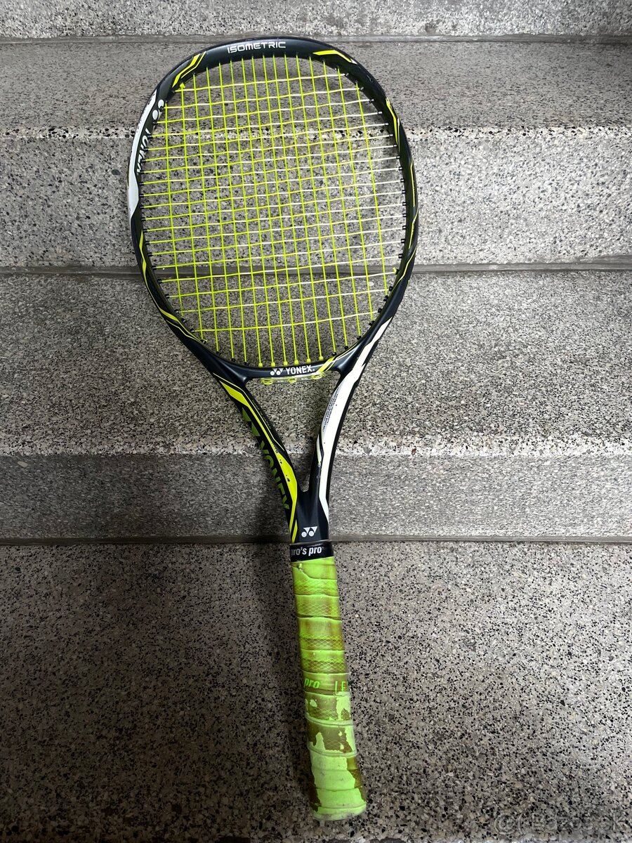 Tenisová raketa Yonex