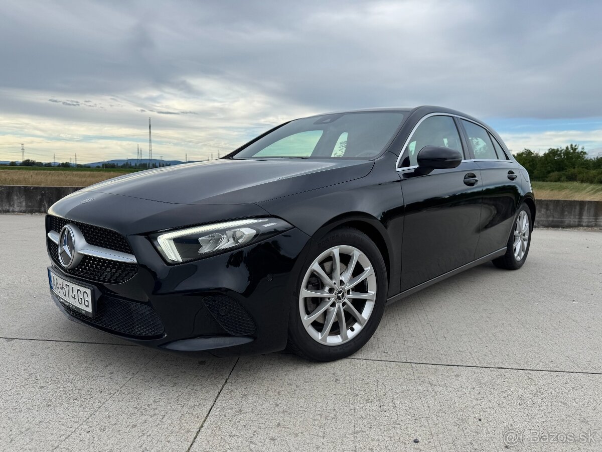 Mercedes-Benz A200 7G NAVI - LED