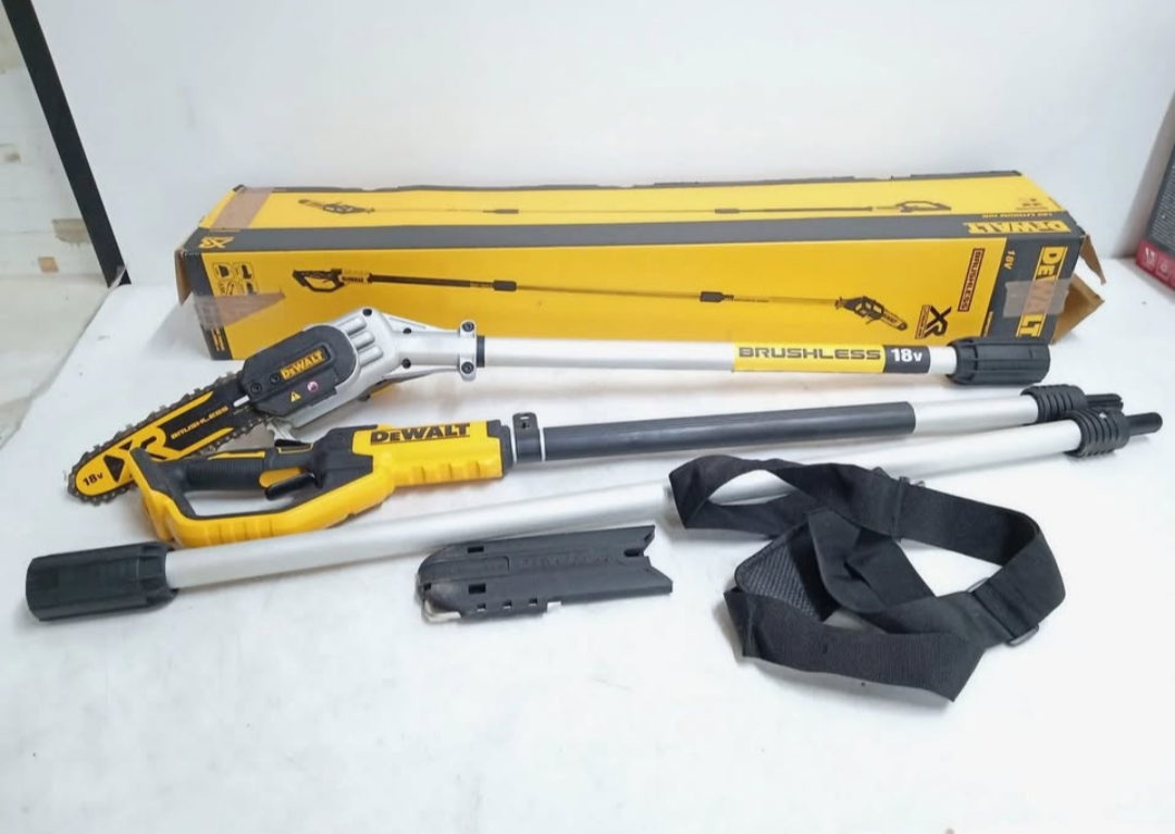 Nová Aku řetězová pila vyvětvovací 18 V Dewalt DCMPS567N