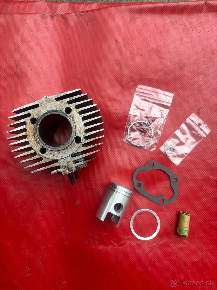 Jawa pionier 20/21 mustang 23 valec vybrus piestna sada