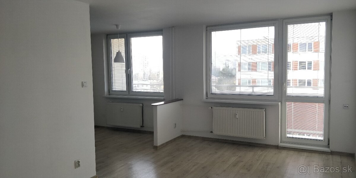 Na predaj 3 - izbový byt v Humennom