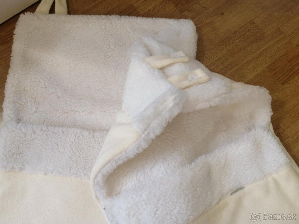 Fusaky z ovčieho runa